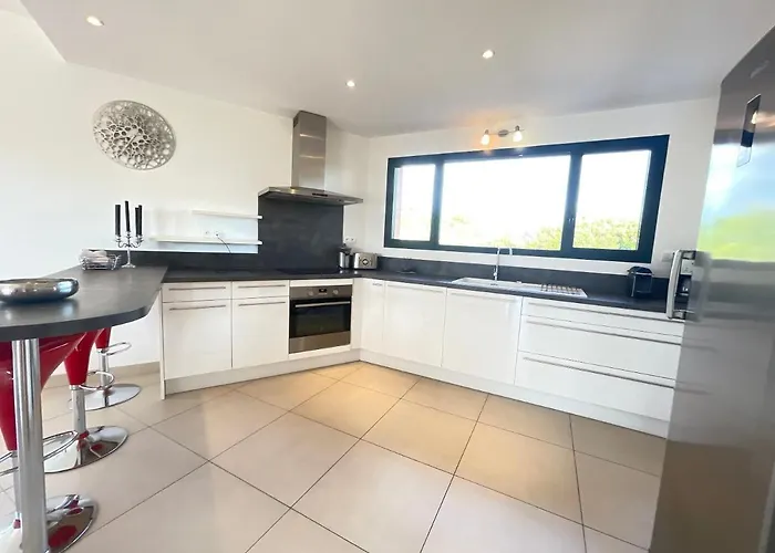 Villa Santa Giulia, Vue Panoramique Sur La Mer, 900 M De La